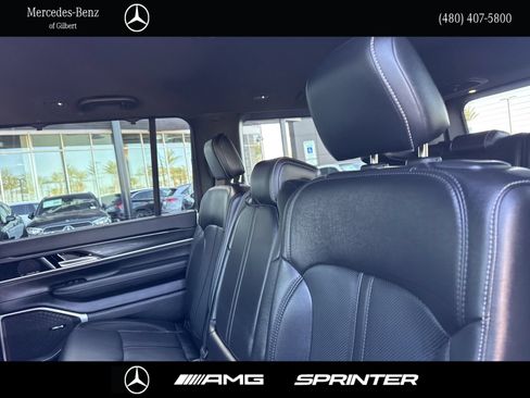 Used 2023 Jeep Wagoneer 4WD w/ Convenience Group I image 23