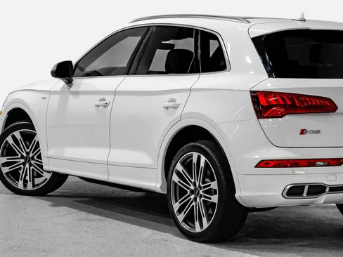 Used 2018 Audi SQ5 Prestige w/ Prestige Package AWD/4WD image 12