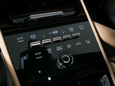 Certified 2026 Porsche Cayenne image 15