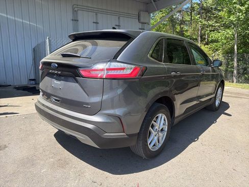 Used 2021 Ford Edge SEL image 4