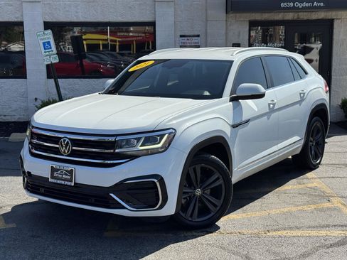 Used 2021 Volkswagen Atlas Cross Sport SE w/ V6 Towing Package FWD image 4