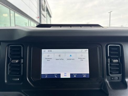 Used 2023 Ford Bronco Big Bend w/ Sasquatch Package image 15