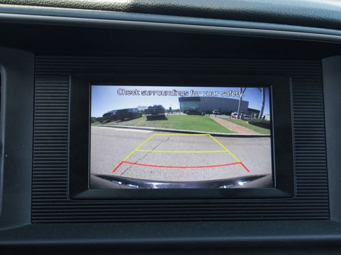 Used 2019 Hyundai Elantra SE image 17