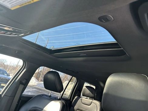 Certified 2023 Jeep Grand Cherokee L Laredo image 25