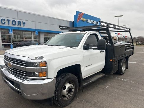 Used 2015 Chevrolet Silverado 3500 W/T image 1