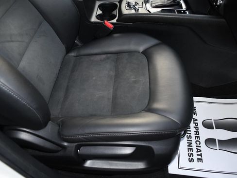 Used 2018 MAZDA CX-5 Touring w/ Preferred Equipment Package image 24