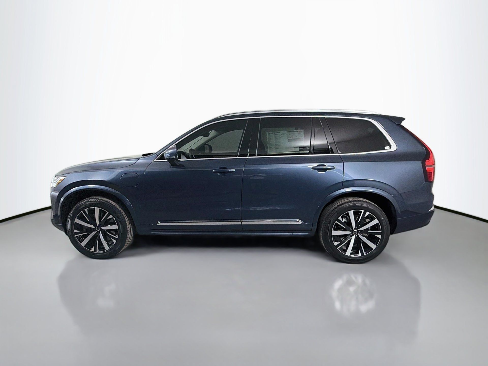 New 2026 Volvo XC90 T8 Core w/ Protection Package Premier AWD/4WD image 8