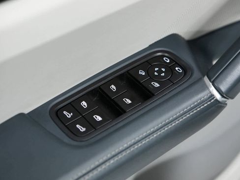 Certified 2023 Porsche Cayenne GTS w/ Premium Package Plus image 18