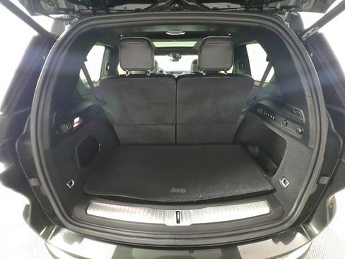 Used 2022 Jeep Grand Cherokee L Summit w/ Advanced Protech Group IV AWD/4WD image 16