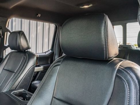 Used 2022 Ford F450 Lariat w/ Lariat Ultimate Package AWD/4WD image 16
