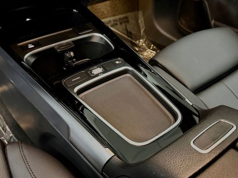 Certified 2026 Mercedes-Benz GLB 250 image 29