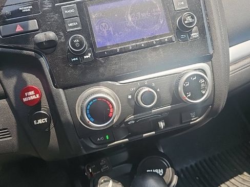 Used 2019 Honda Fit LX image 9