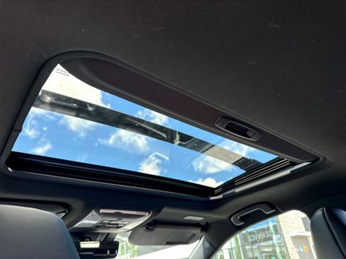 Used 2020 Toyota RAV4 XSE AWD/4WD image 35