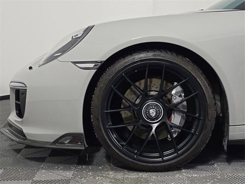 Used 2018 Porsche 911 Carrera GTS image 11
