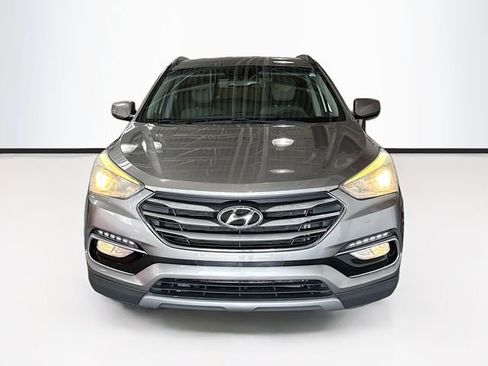 Used 2017 Hyundai Santa Fe Sport FWD image 4