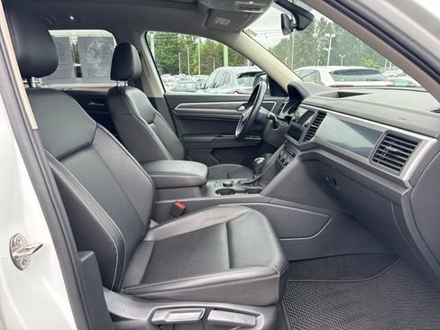 Used 2021 Volkswagen Atlas SE w/ Panoramic Sunroof Package AWD/4WD image 9