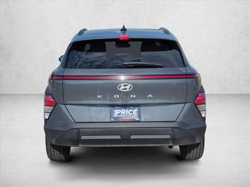 Used 2024 Hyundai Kona SEL FWD image 7