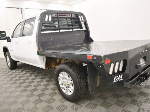 Used 2023 Chevrolet Silverado 2500 LT image 5