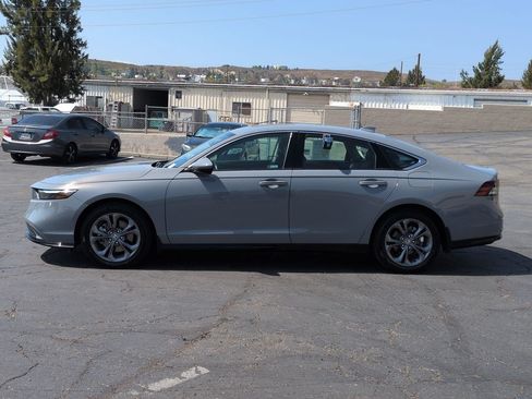 Certified 2023 Honda Accord EX-L image 9
