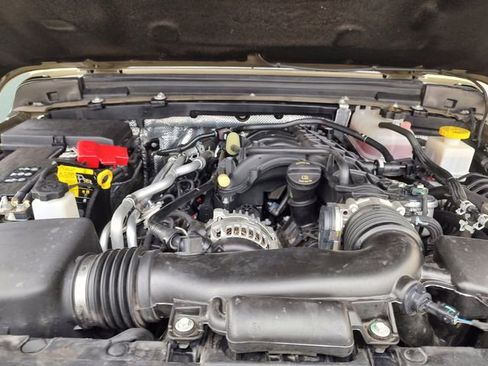 Certified 2025 Jeep Gladiator Rubicon image 34