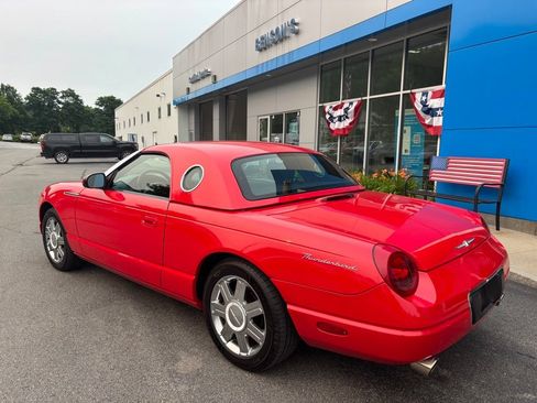 Used 2005 Ford Thunderbird RWD image 3
