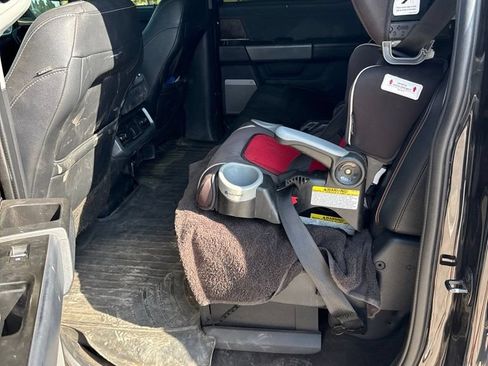 Used 2022 Ford F150 Lariat w/ Equipment Group 502A High AWD/4WD image 22