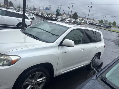 Used 2008 Toyota Highlander Sport AWD/4WD image 2