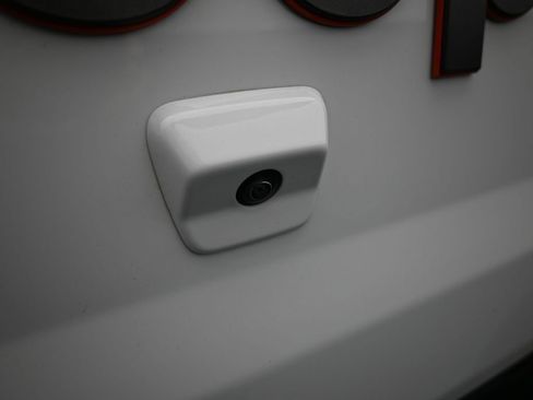 Used 2023 Jeep Gladiator Mojave image 39