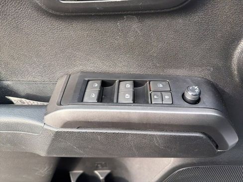 Certified 2023 Toyota Tacoma TRD Off-Road image 17