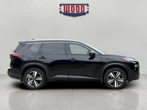 Used 2025 Nissan Rogue SL w/ SL Premium Package AWD/4WD image 2