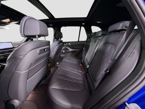 Used 2025 BMW X5 M60i AWD/4WD image 25