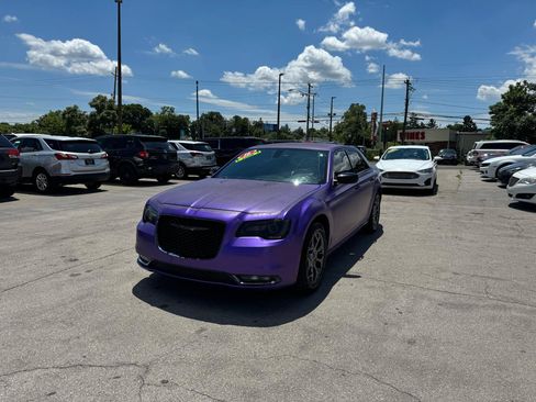 Used 2016 Chrysler 300 S AWD/4WD image 7