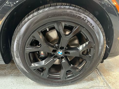 Used 2022 BMW X7 xDrive40i w/ Executive Package AWD/4WD image 25