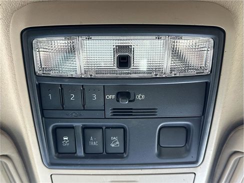 Used 2019 Toyota 4Runner SR5 Premium image 28