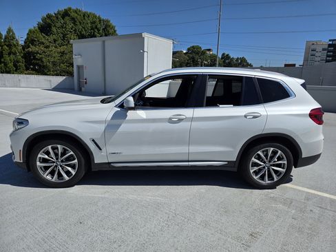 Used 2018 BMW X3 xDrive30i AWD/4WD image 2