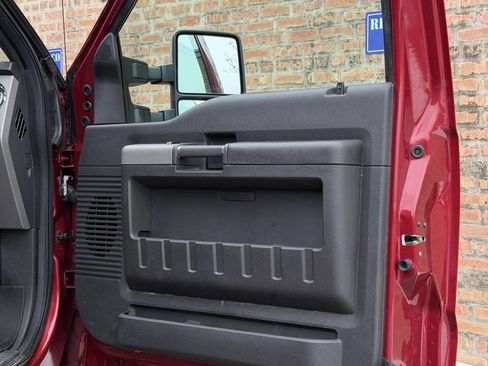 Used 2014 Ford F350 Lariat image 15