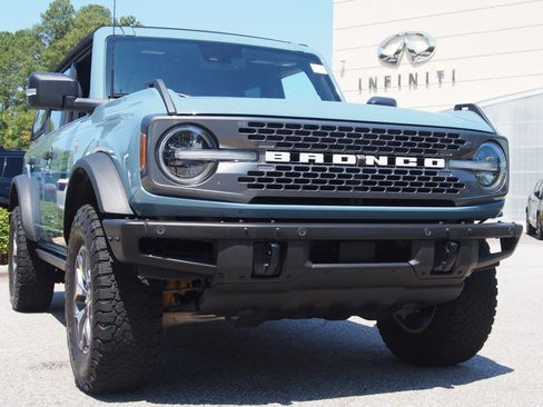Used 2023 Ford Bronco Badlands AWD/4WD image 2