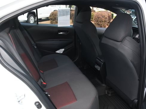 Used 2024 Toyota Corolla Sedan w/ SE Convenience Package FWD image 17