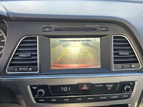 Used 2016 Hyundai Sonata SE FWD image 37