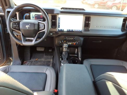 Used 2021 Ford Bronco First Edition image 14