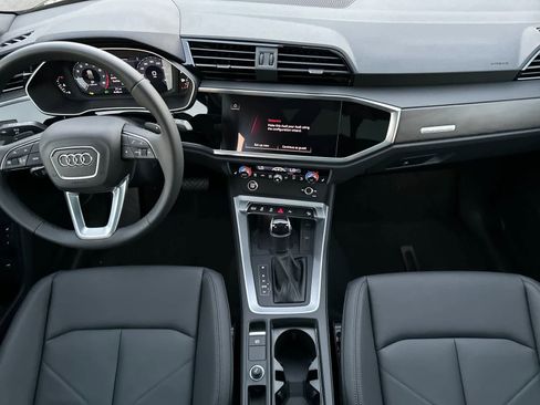 New 2025 Audi Q3 2.0T Premium image 3