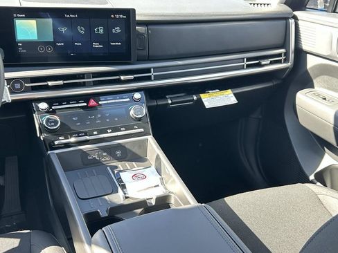 New 2026 Hyundai Santa Fe SE image 21