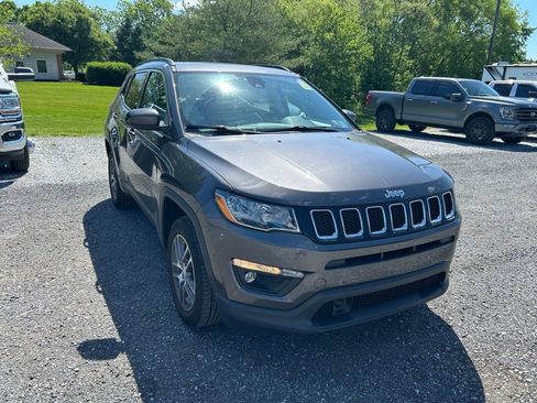 Used 2020 Jeep Compass Latitude AWD/4WD image 15