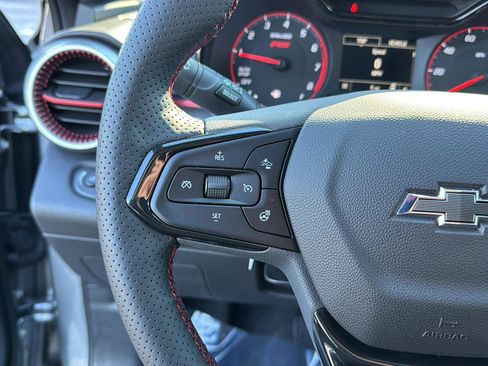 New 2026 Chevrolet Trax RS w/ Sunroof Package image 18