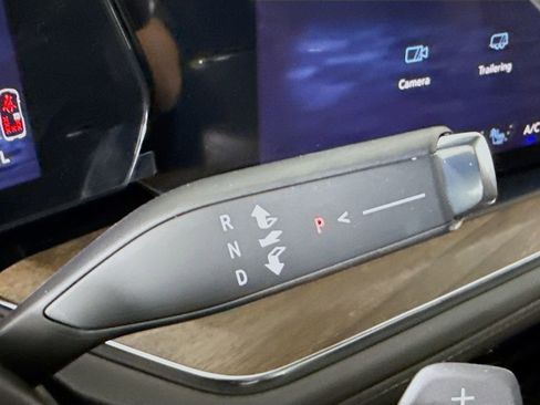New 2026 Chevrolet Tahoe High Country AWD/4WD image 17