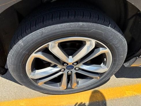 Used 2018 Ford Edge Sport w/ Equipment Group 401A AWD/4WD image 10