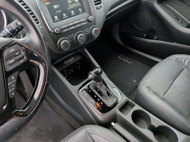 Used 2017 Kia Forte EX FWD image 22