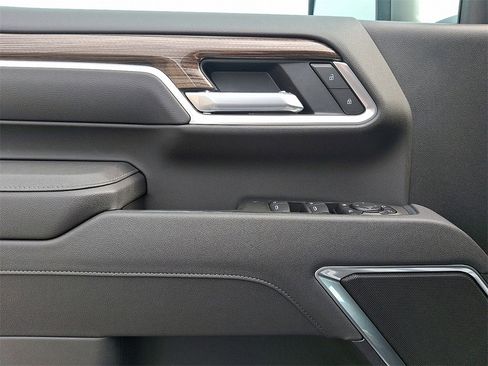 New 2025 Chevrolet Silverado 2500 LT w/ Trail Boss Package image 12