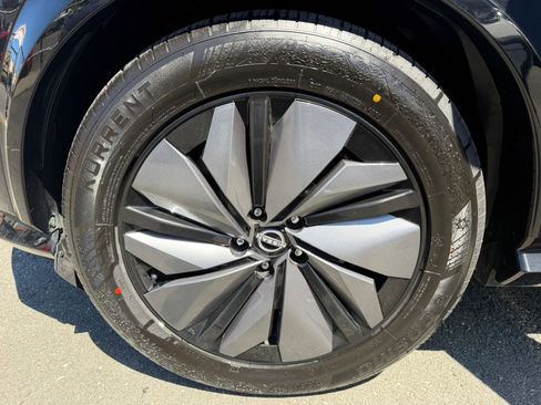 Used 2023 Nissan Ariya FWD image 53