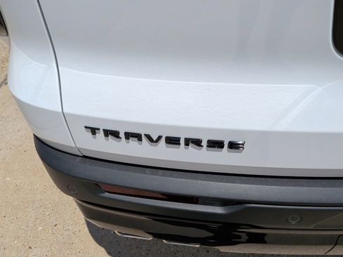 New 2026 Chevrolet Traverse LT w/ Midnight/Sport Edition FWD image 44